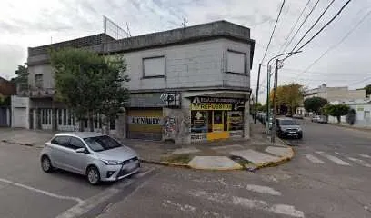 Limpieza De Motor - Lavadero de autos en el barrio de Villa Lugano - CABA