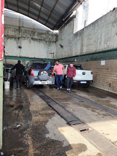 Lava Autos La Nueva Reforma - Lavadero de autos en el barrio de Villa Pueyrredón - CABA