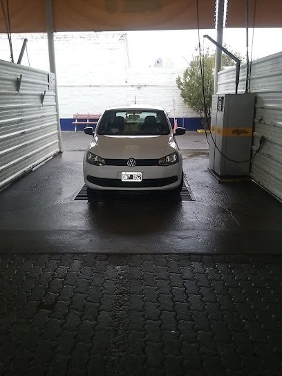 Lavaderos de auto en Neuquén - Car Wash - Lavadero de autos en el provincia de Neuquén - Neuquén