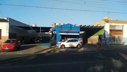 Lava autos 40-30 - Lavadero de autos en el barrio de Villa Lugano - CABA