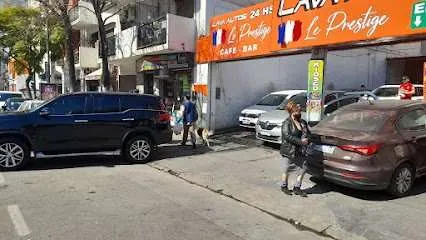 Lava autos Le prestige - Lavadero de autos en el barrio de Constitución - CABA